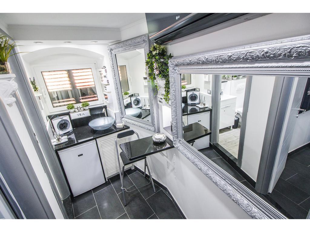 Apartment Marul Residence สปลิท ภายนอก รูปภาพ